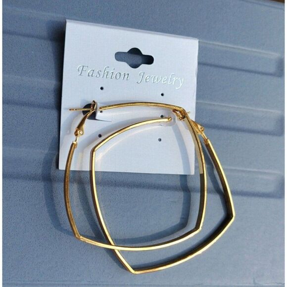 Hoop Earrings Gold Tone Fashion Jewelry Eggshell White Lightweight Career Square - Picture 3 of 15